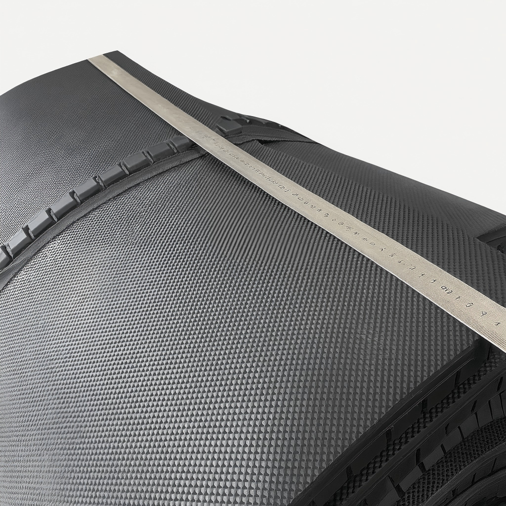 Coal feeder conveyor belt designed for power plant feeding systems